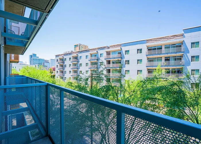 Cdt Phx Pool Gym Balcony Wd Parking Apartment Phoenix